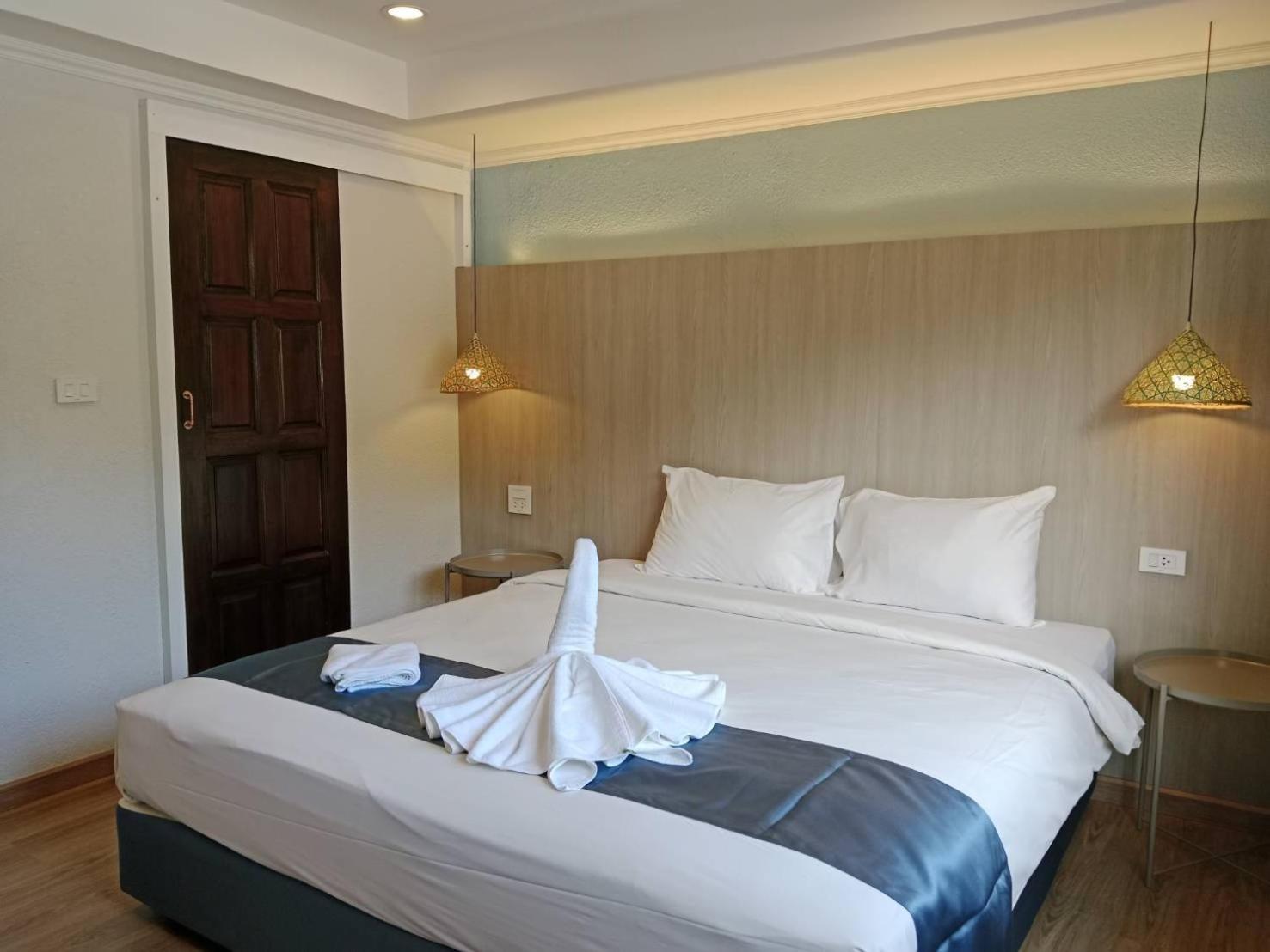 Eastique Hotel Koh Chang Трат Экстерьер фото